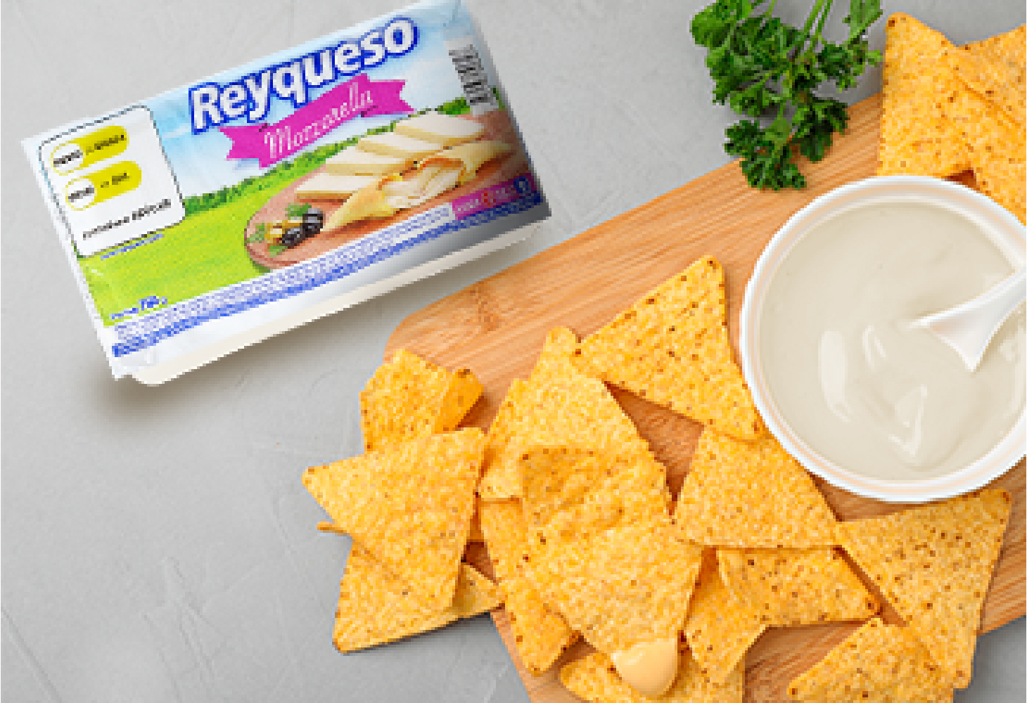 imagen-DIP de queso estilo Mediterráneo